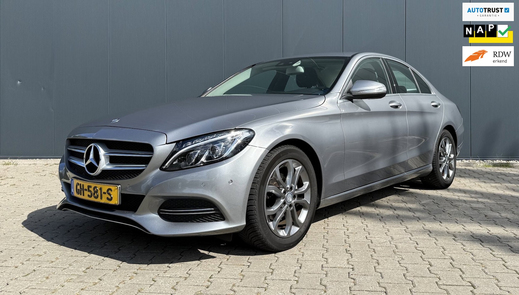 Mercedes-Benz C-klasse - 180 Ambition Automaat Airco Navi Nap Trekhaak - AutoWereld.nl