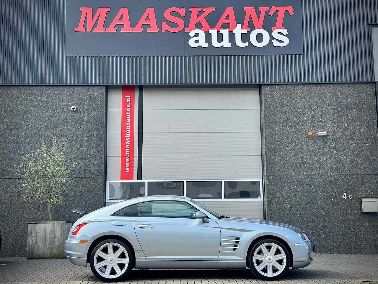 Chrysler Crossfire - 3.2I V6 Limited / Aut / 218pk / 2nd owner since 2006 / 1ST PAINT! - AutoWereld.nl