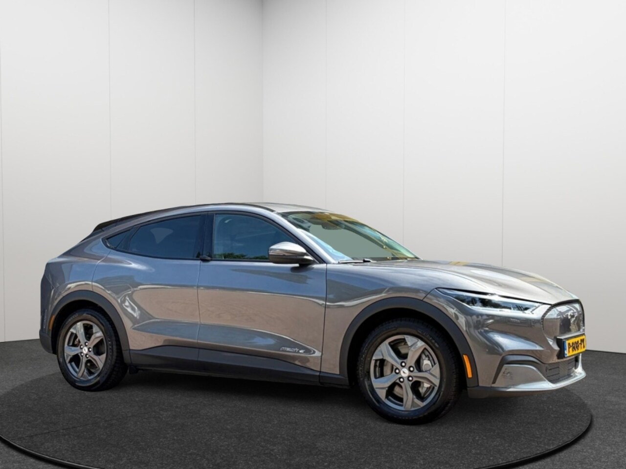 Ford Mustang Mach-E - RWD 75 kWh - AutoWereld.nl