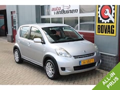 Daihatsu Sirion 2 - 1.0-12V 100th. Anniversary O.a: Airco, Radio/CD, A.B, L.M, 4-seiz, N.a.p. Etc.. Rijklaar A