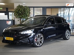 Ford Focus - 1.0 EcoBoost ST Line Pano Navi Cam Acc Pdc B&O Led