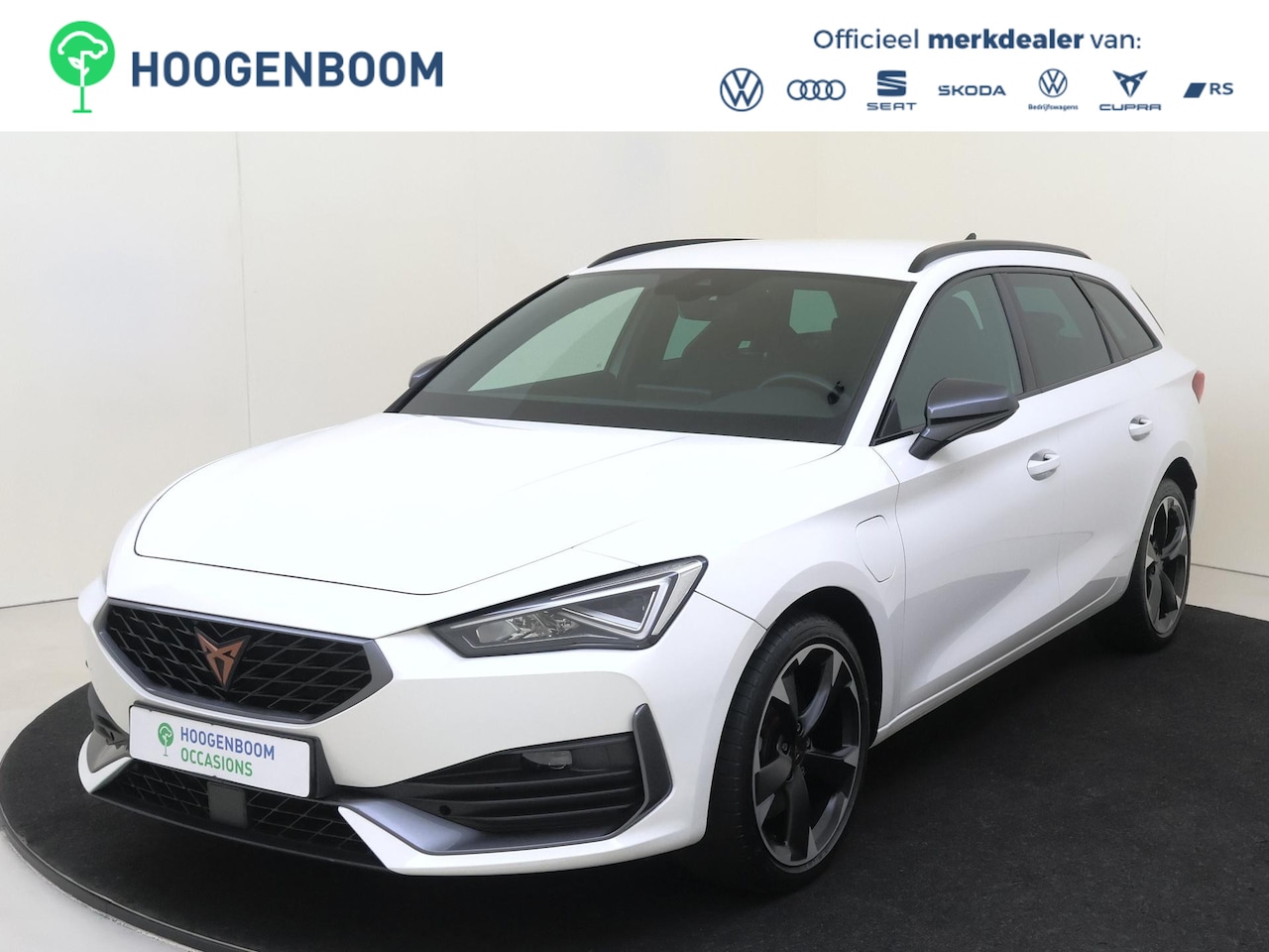 CUPRA Leon Sportstourer - 1.4 e-Hybrid Business | SoH 96% | Adaptieve demping | Keyless | Adaptieve cruise control | - AutoWereld.nl