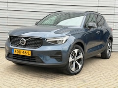 Volvo XC40 - B4 197PK Plus Dark | Trekhaak | Getint Glas | All-Season | Geheugen | Elek Stoelen | 19''