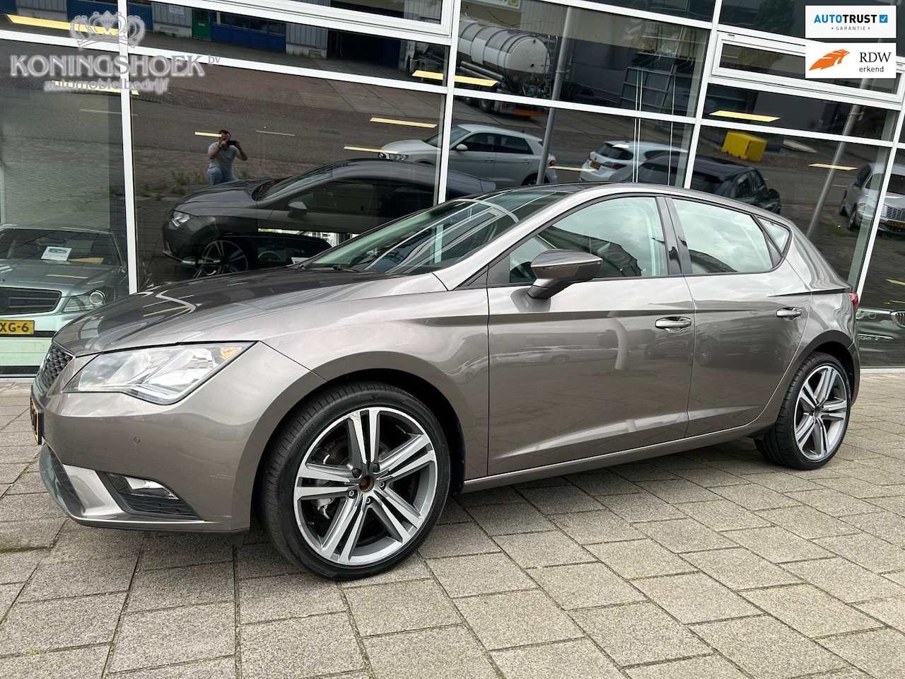 SEAT Leon ST - 1.2 TSI Style 1.2 TSI Style - AutoWereld.nl
