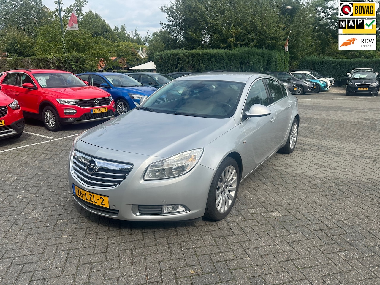 Opel Insignia - 1.8 Business 1.8 Business , navigatie , pdc voor en achter - AutoWereld.nl