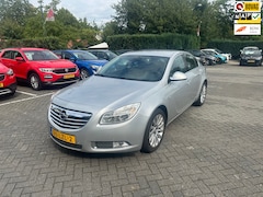 Opel Insignia - 1.8 Business , navigatie , pdc voor en achter