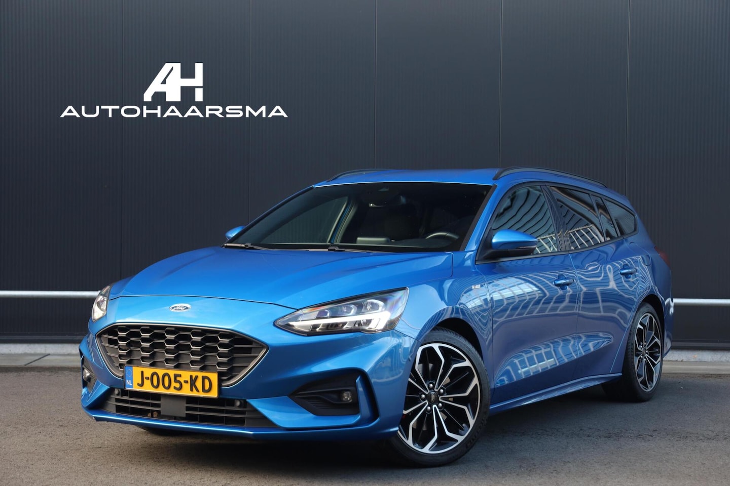 Ford Focus Wagon - 1.5 EcoBoost ST Line X Business Camera Stoel/Stuur verwarming Trekhaak Clima Cruise Navi C - AutoWereld.nl