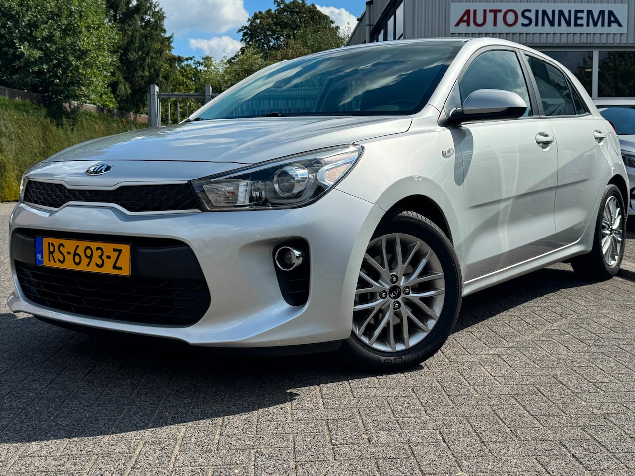 Kia Rio - 1.0 TGDI ComfortPlusLine Navigator | Apple Carplay | Cruise Control | Camera | - AutoWereld.nl