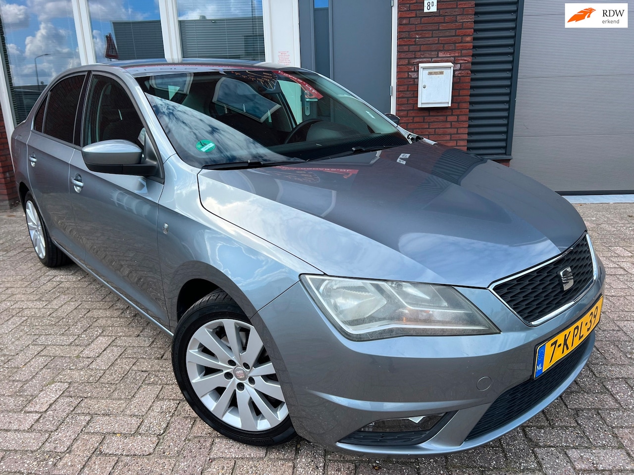 SEAT Toledo - 1.2 TSI Businessline High / Navi / PDC / Cruise / Clima / NAP / Nette Auto / Volledig onde - AutoWereld.nl