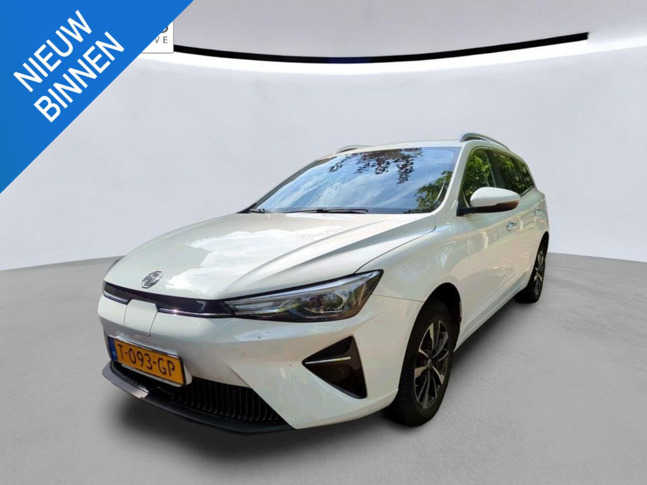 MG MG5 Electric - Long Range Comfort 61 kWh NL-AUTO | NAVI | CAMERA | LAGE STAND - AutoWereld.nl