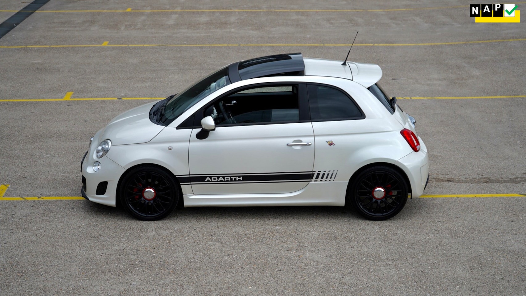 Fiat 500 Abarth - 1.4-16V Bianco Perla - AutoWereld.nl