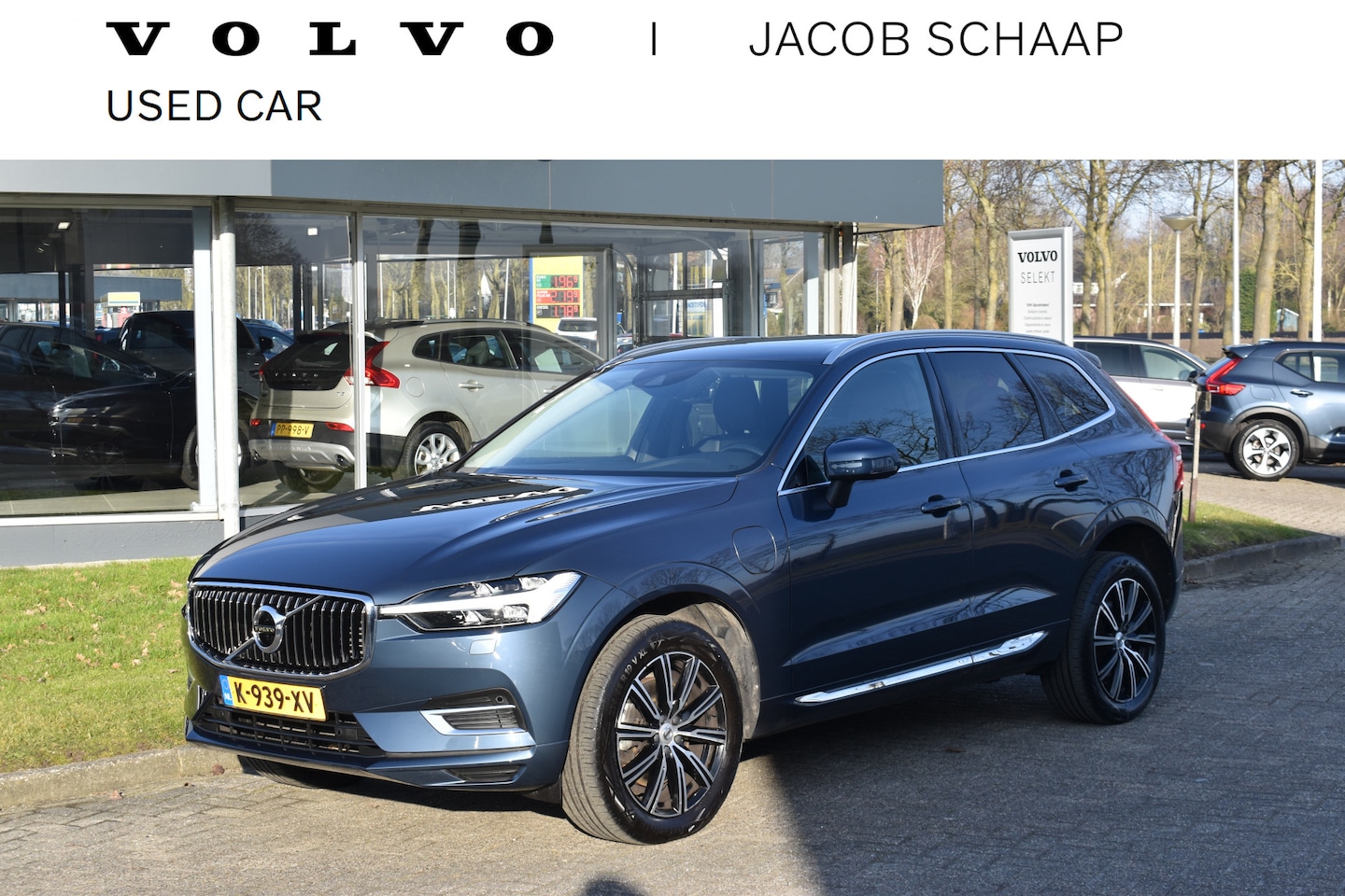 Volvo XC60 - T6 AWD 340PK Plug-in Hybrid Business Pro | Trekhaak | Luchtvering | Camera | Panodak | 19 - AutoWereld.nl