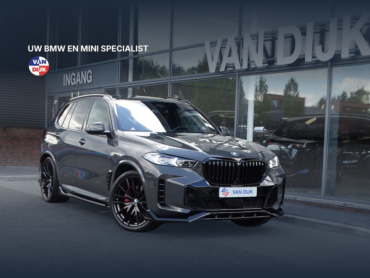 BMW X5 - xDrive50e M Sport Trekhaak Integral Active Steering Comfortstoelen Harman/Kardon 22'' LM V - AutoWereld.nl