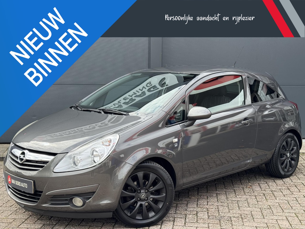 Opel Corsa - 1.2-16V '111' Edition / Geen Import / Airco - AutoWereld.nl