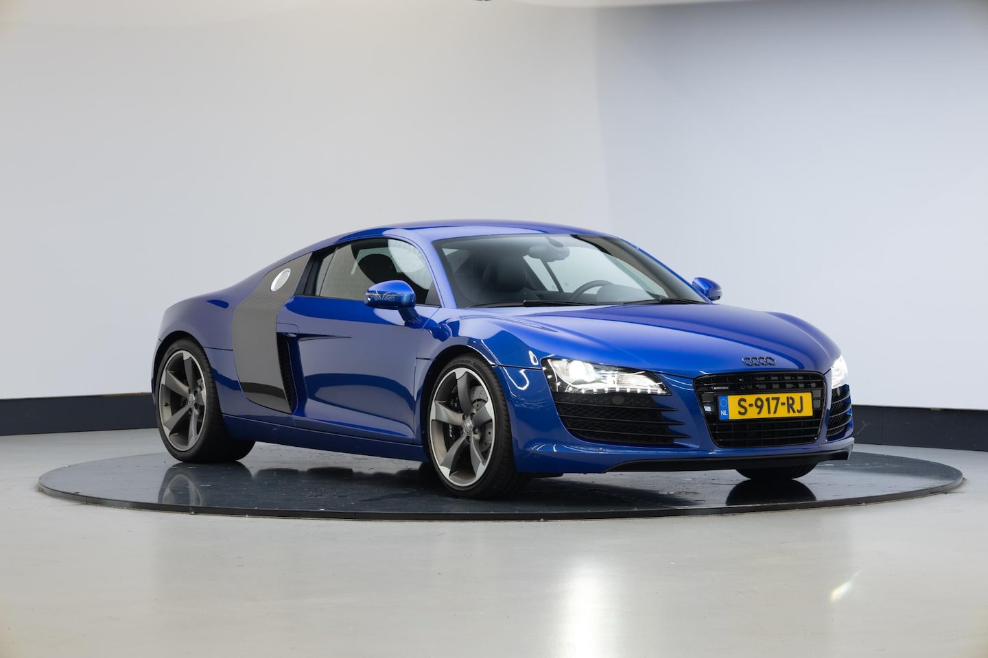Audi R8 - 4.2 V8 FSI | Carbon Blades | 19 inch Rotor velgen | Optiek Zwart | - AutoWereld.nl