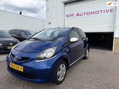Toyota Aygo - 1.0-12V + APK T/M 10-9-2027