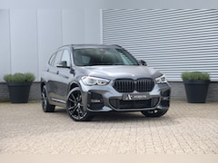 BMW X1 - xDrive25e 220pk M-Sport Pano|Trekh|Memory|H&K|HUD|Leder