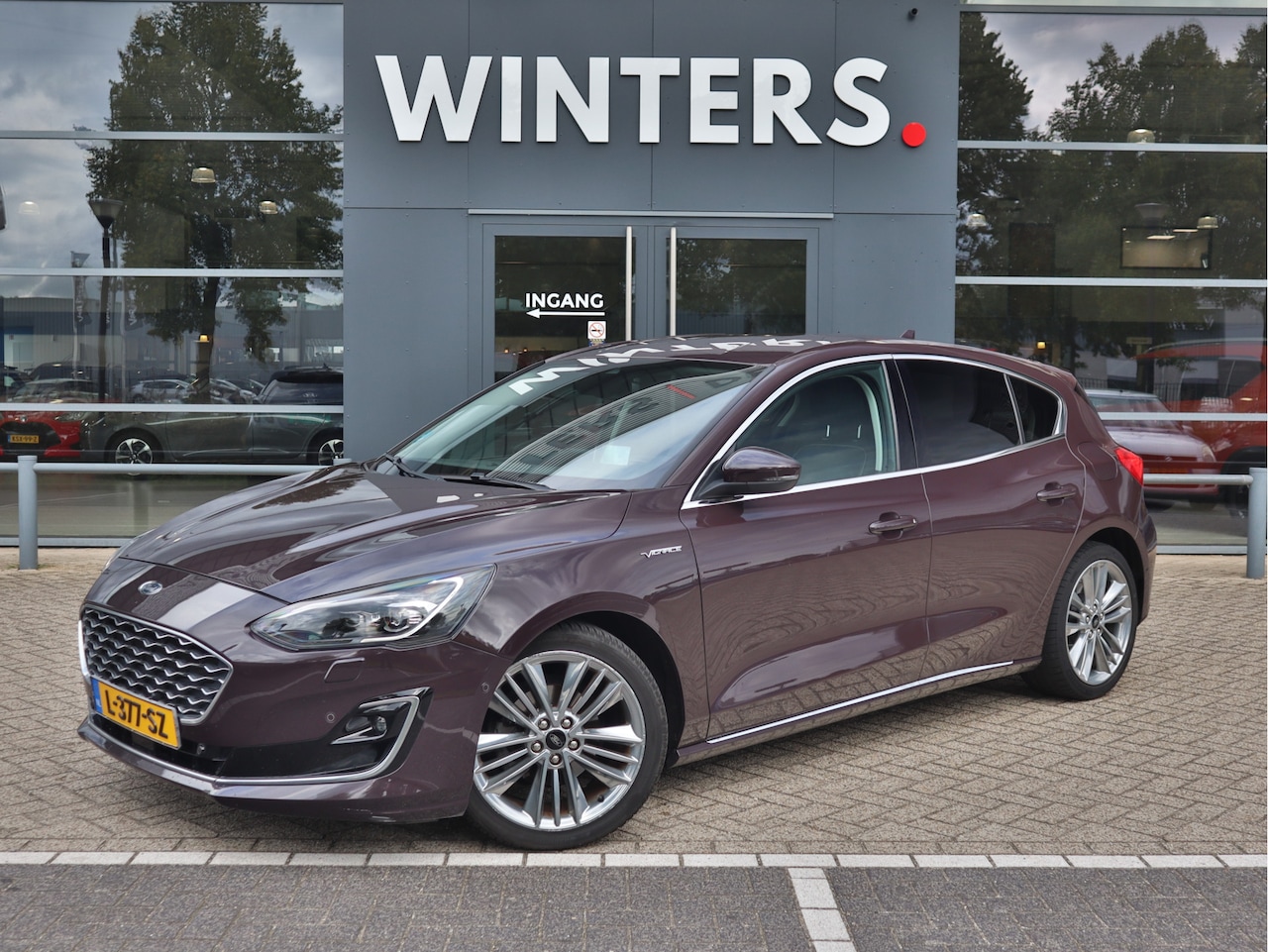 Ford Focus - 1.5 EcoBoost Vignale | Navigatie | Stoel/Stuur verwarming | Leder | Head-Up Display | ECC- - AutoWereld.nl