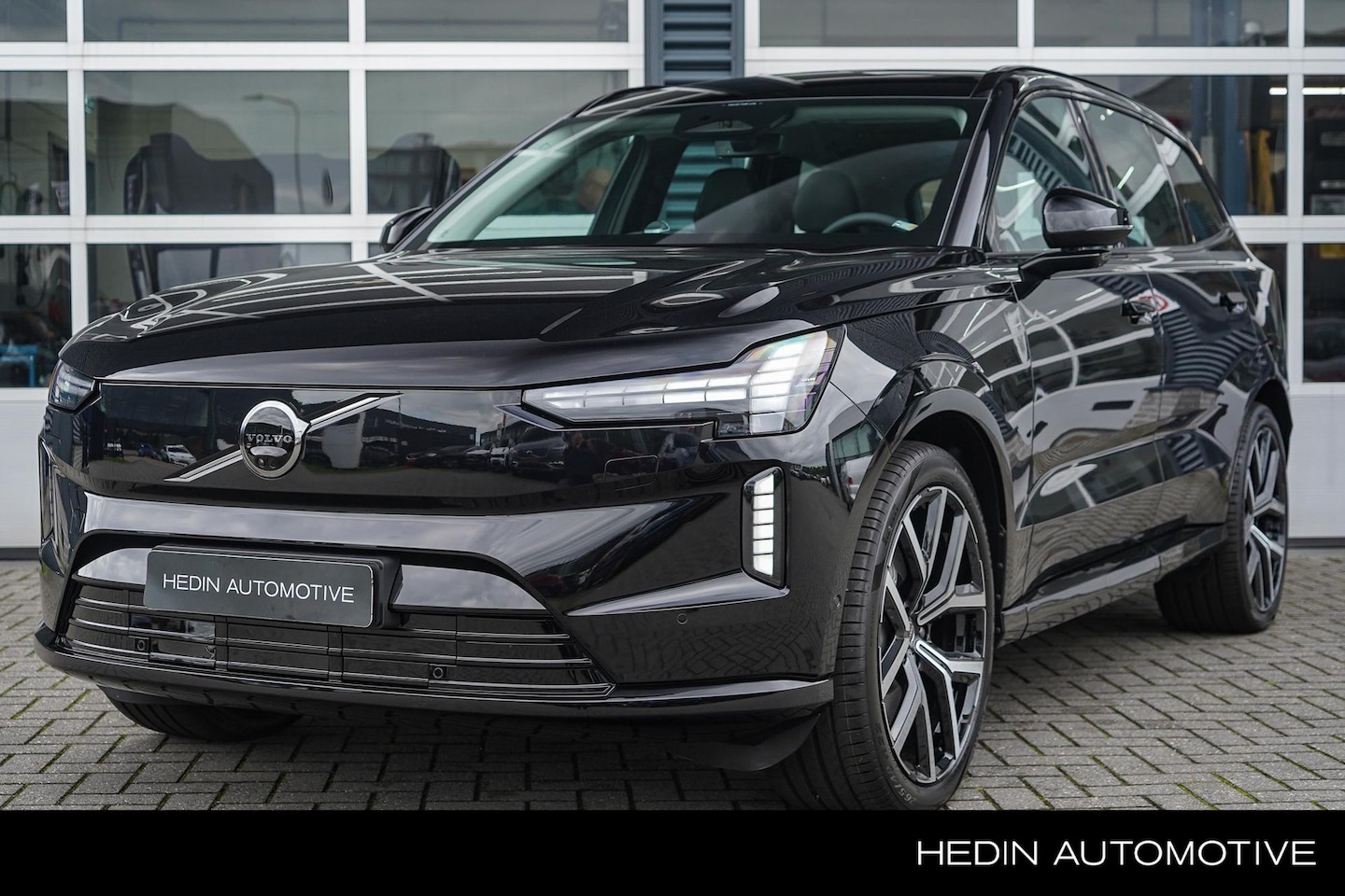 Volvo EX90 - Twin Motor Ultra 7p. 106 kWh Twin Motor Ultra 7p. 106 kWh - AutoWereld.nl