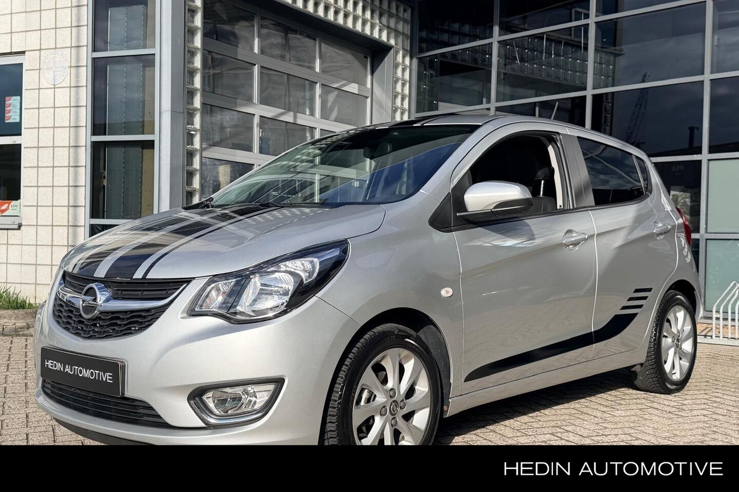 Opel Karl - 1.0 ecoFLEX Innovation Automaat LAGE KM STAND! | Navigatie via App | Climate control | Cru - AutoWereld.nl