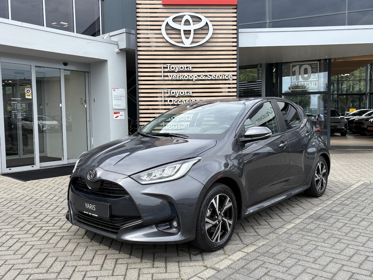 Toyota Yaris - 1.5 Hybrid 115 Dynamic STOEL/STUURVERW LM-VELGEN AD-CRUISE APPLE/ANDROID CAMERA DAB+ - AutoWereld.nl