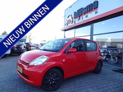 Daihatsu Sirion 2 - | AIRCO | 5-drs | NL-AUTO |