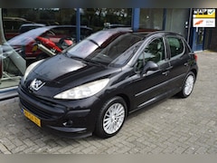 Peugeot 207 - 1.6-16V XT 5 deurs airco