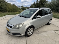 Opel Zafira - 1.8 ruime 7 persoons airco lm velgen