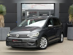 Volkswagen Touran - 1.8 TSI Highline Business R 7p | 180pk | Pano | ACC | Camera | Touran 1.8 TSI Highline Bus