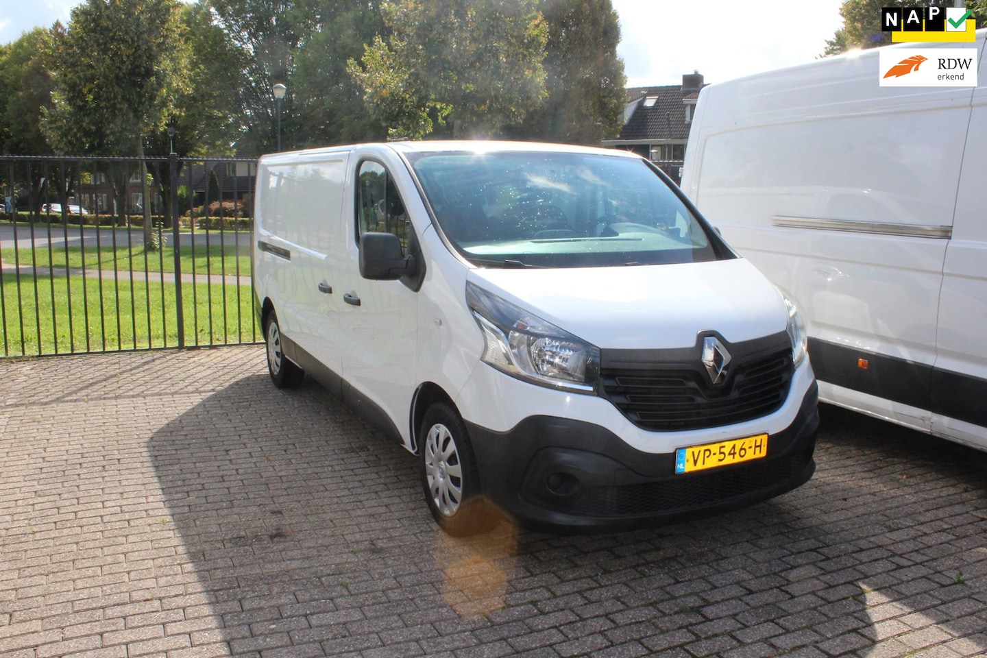 Renault Trafic - Lange uitv 1.6 dCi T29 L2H1 Comfort Energy - AutoWereld.nl