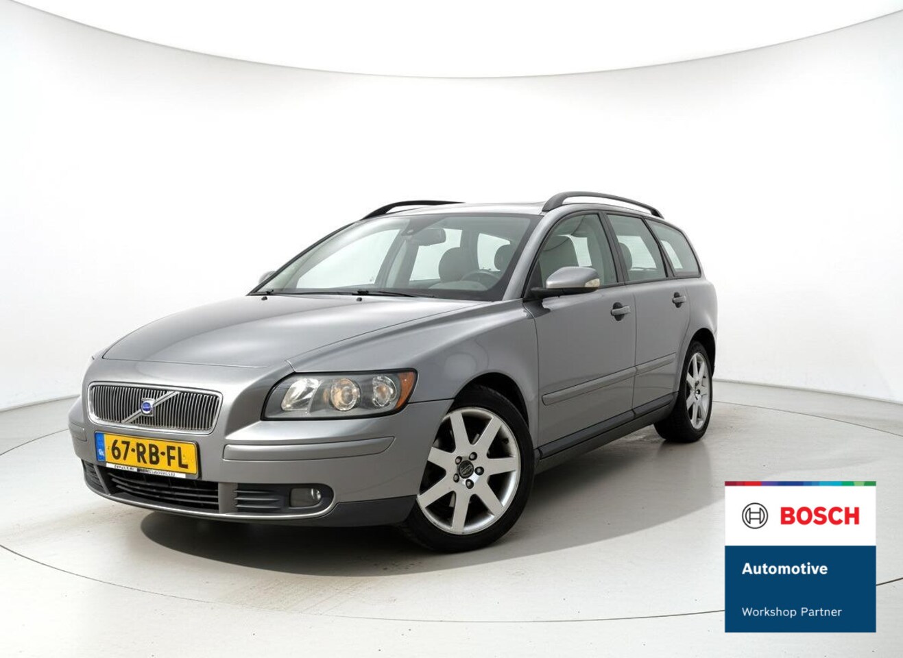 Volvo V50 - 2.4 Momentum 2.4 Momentum - AutoWereld.nl