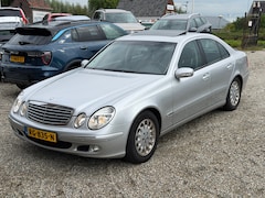 Mercedes-Benz E-klasse - 320 Avantgarde van een Liefhebber voor een Liefhebber Alles Vervangen Vol Optie