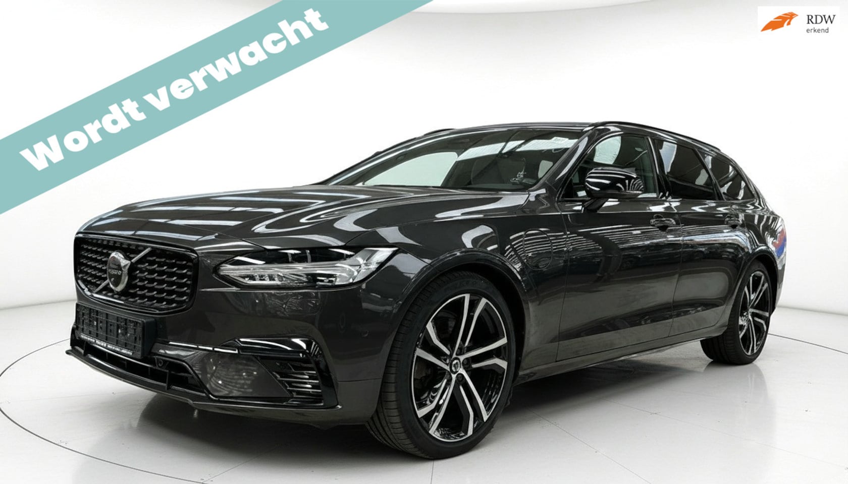 Volvo V90 - 2.0 T8 Plug-in hybrid AWD Plus Dark|Full options|Adaptive LED|Panodak|Navi|360 camera|Blis - AutoWereld.nl