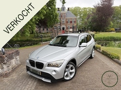 BMW X1 - sDrive18i Executive | Pano | Trekhaak | PDC | Leder |