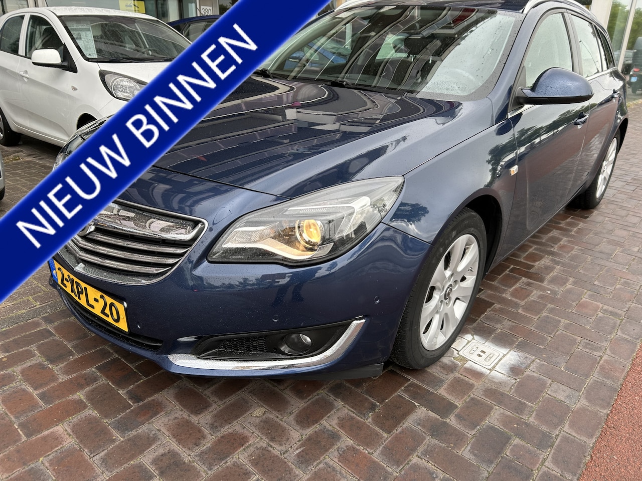 Opel Insignia Sports Tourer - 1.4 T EcoFLEX Edition navi xenon airco/ecc keurige auto - AutoWereld.nl