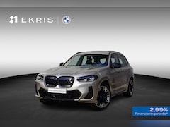 BMW iX3 - | High Executive | 20 inch LM aerodynamisch (Styling 890 M) in Bicolor Jet Black | Comfort