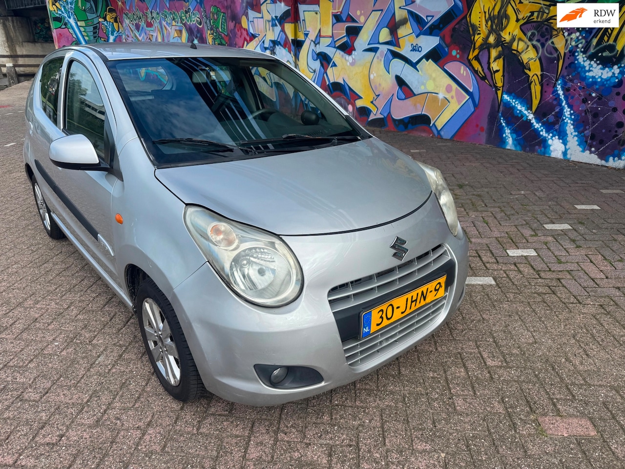 Suzuki Alto - 1.0 Exclusive airco elektrische ramen stereo apk Jan 2027. Rijd goed inruil koopje zuinige - AutoWereld.nl
