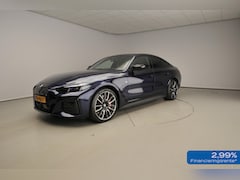 BMW i4 - M60 | M-Sportpakket | LED | Leder | HUD | Active Cruise | Panoramadak | Sportstoelen | DAB