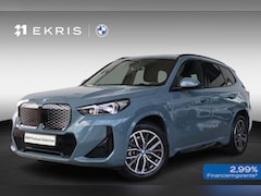BMW iX1 - eDrive20 67 kWh | M Sport | Driving Assistant Plus | Trekhaak | Premium Pack | Panoramadak