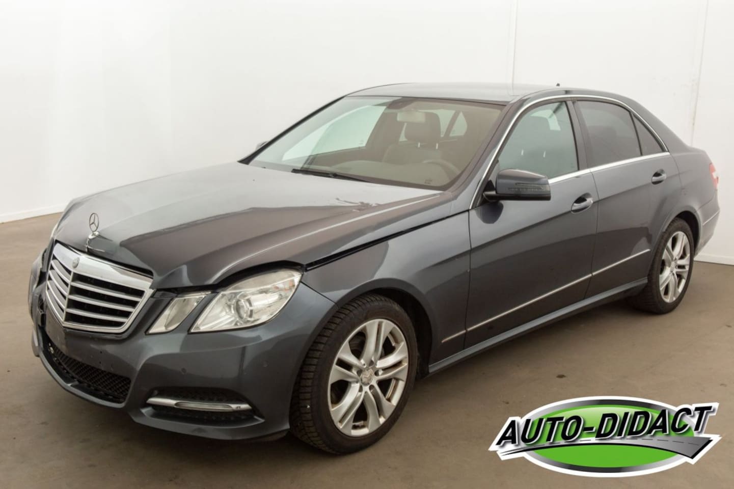Mercedes-Benz E-klasse - E200 CDI Automaat Clima BlueEFFICIENCY Avantgarde - AutoWereld.nl