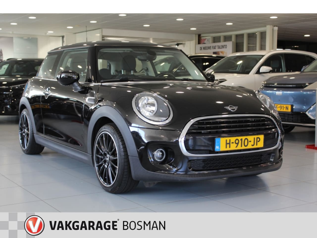 MINI 3-Deurs - 1.5 Cooper/CARPLAY/CRUISE/AIRCO - AutoWereld.nl