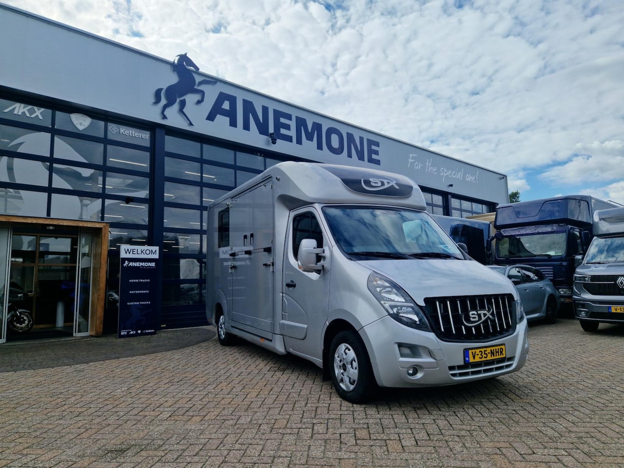 Opel Movano - Occasion paardenwagen STX S3 Pro-Safety hengsten uitvoering, id 15 - AutoWereld.nl