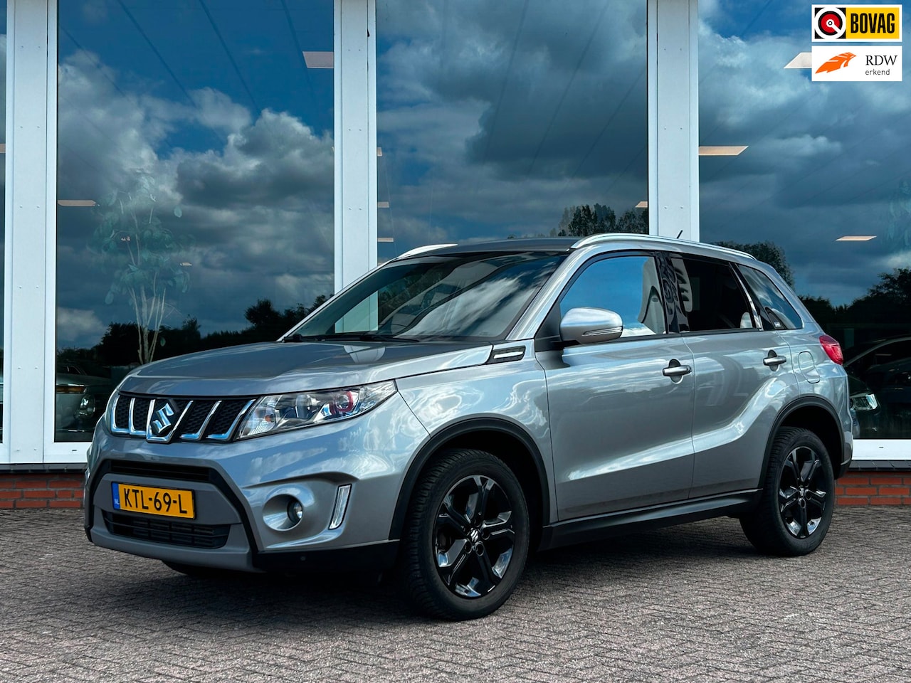 Suzuki Vitara - 1.4 S Allgrip AUT. - Navi - Camera - PDC - Leder - LM - AutoWereld.nl