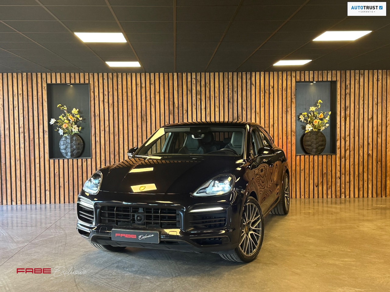Porsche Cayenne Coupé - 3.0 / Sport chrono / HUD / Sportuitlaat / Bose / Trekhaak / Memory / Stoelventilatie / Pan - AutoWereld.nl