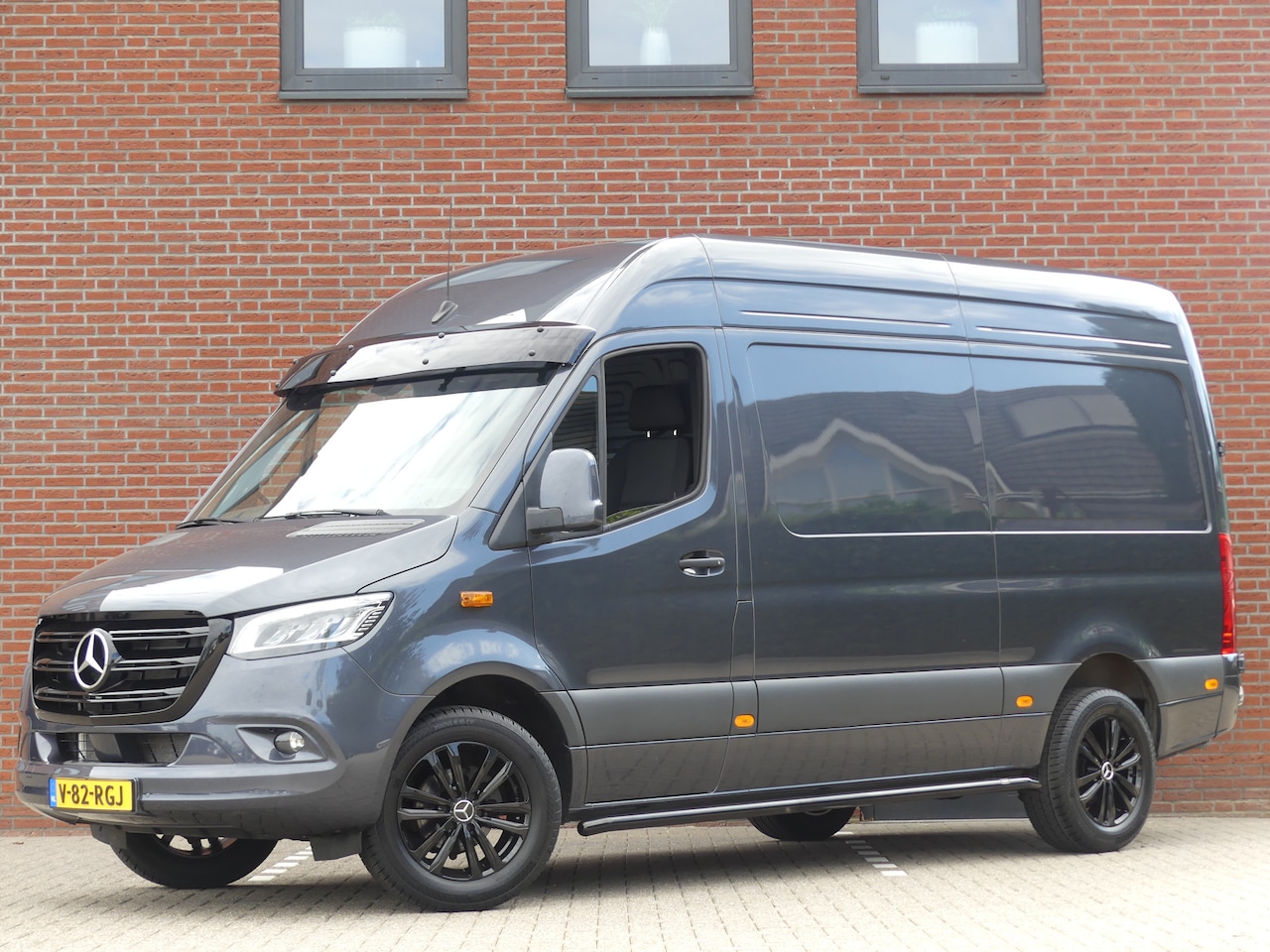 Mercedes-Benz Sprinter - 317 CDI L2H2 LED/Camera/PDC/Navigatie/Camera - AutoWereld.nl