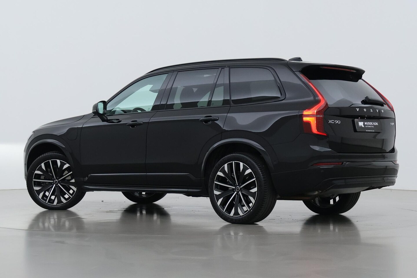 Volvo XC90 - T8 Ultra Dark | MY27 | Harman/Kardon | Trekhaak | Panoramadak | 360° Camera | Head-Up | Pi - AutoWereld.nl