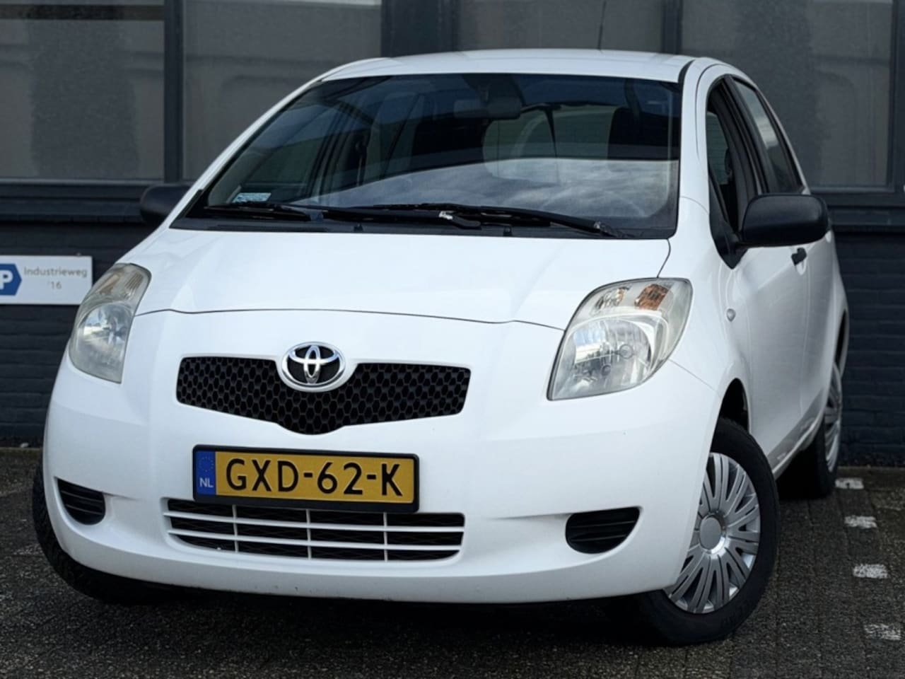 Toyota Yaris - TOYOTA 1.0 VVTi |Airco |Nieuwe APK |Stuurbkr |Elek.ramen - AutoWereld.nl