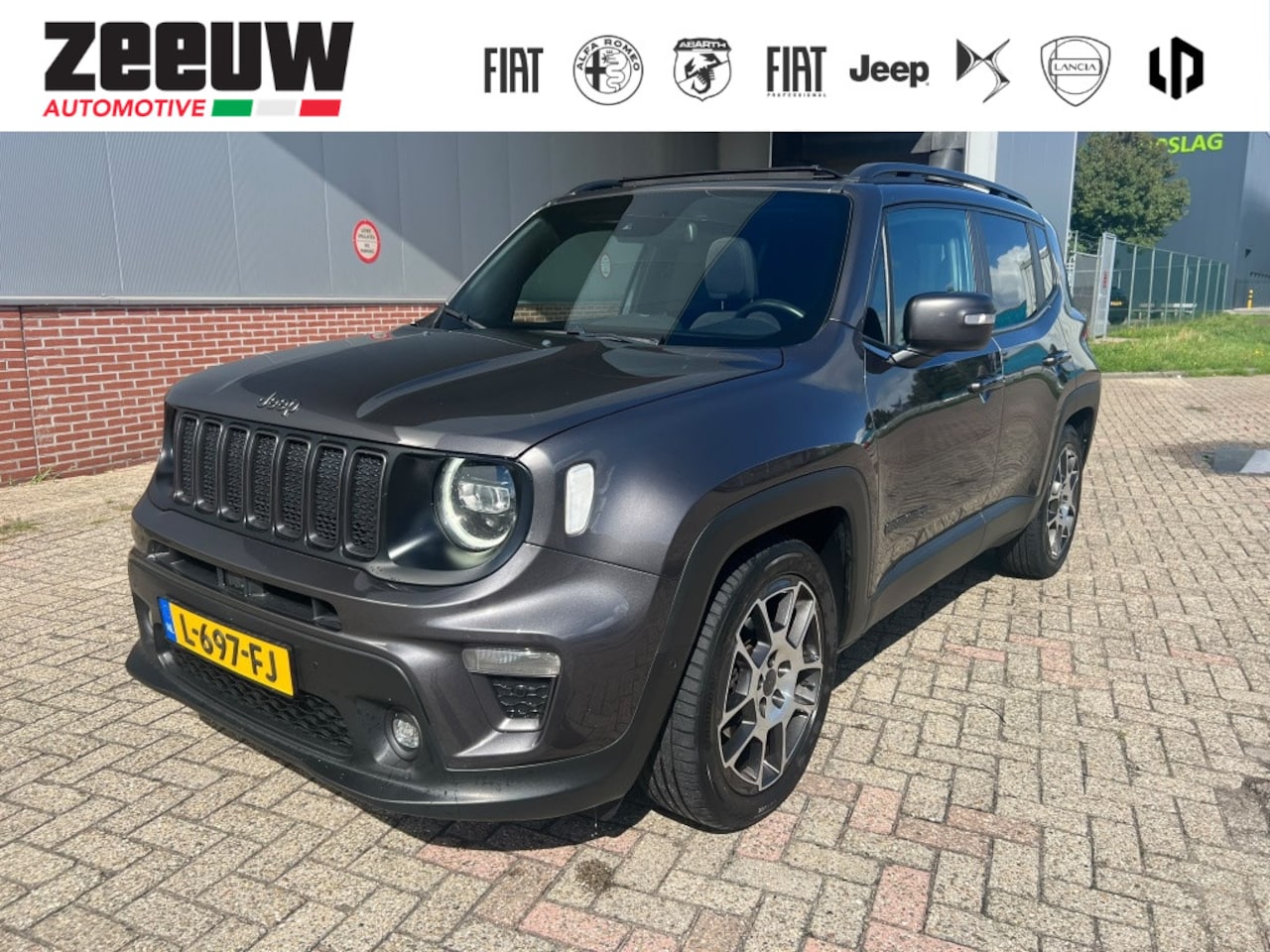 Jeep Renegade - 1.3 Turbo 150 PK 80th anniversary | Pano | Navi | LED | 19 - AutoWereld.nl