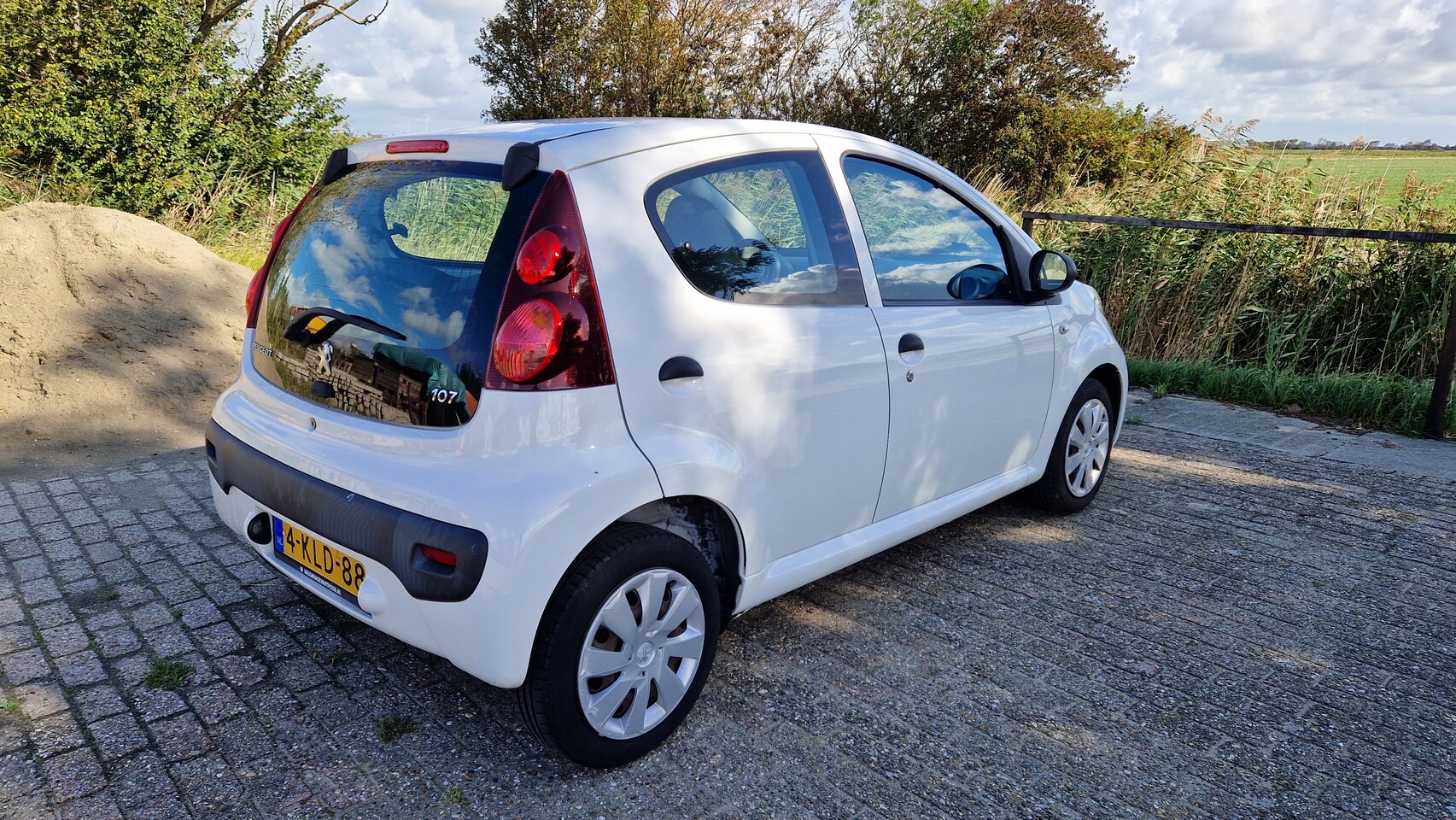 Peugeot 107 - 1.0 Access Accent