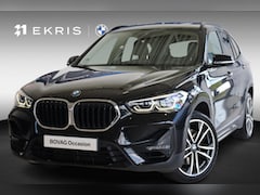 BMW X1 - xDrive20i High Executive | Head-Up Display | Stoelverwarming | Parkeersensoren | Glazen Sc